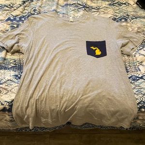 Lot of 4 University of Michigan men’s t-shirts